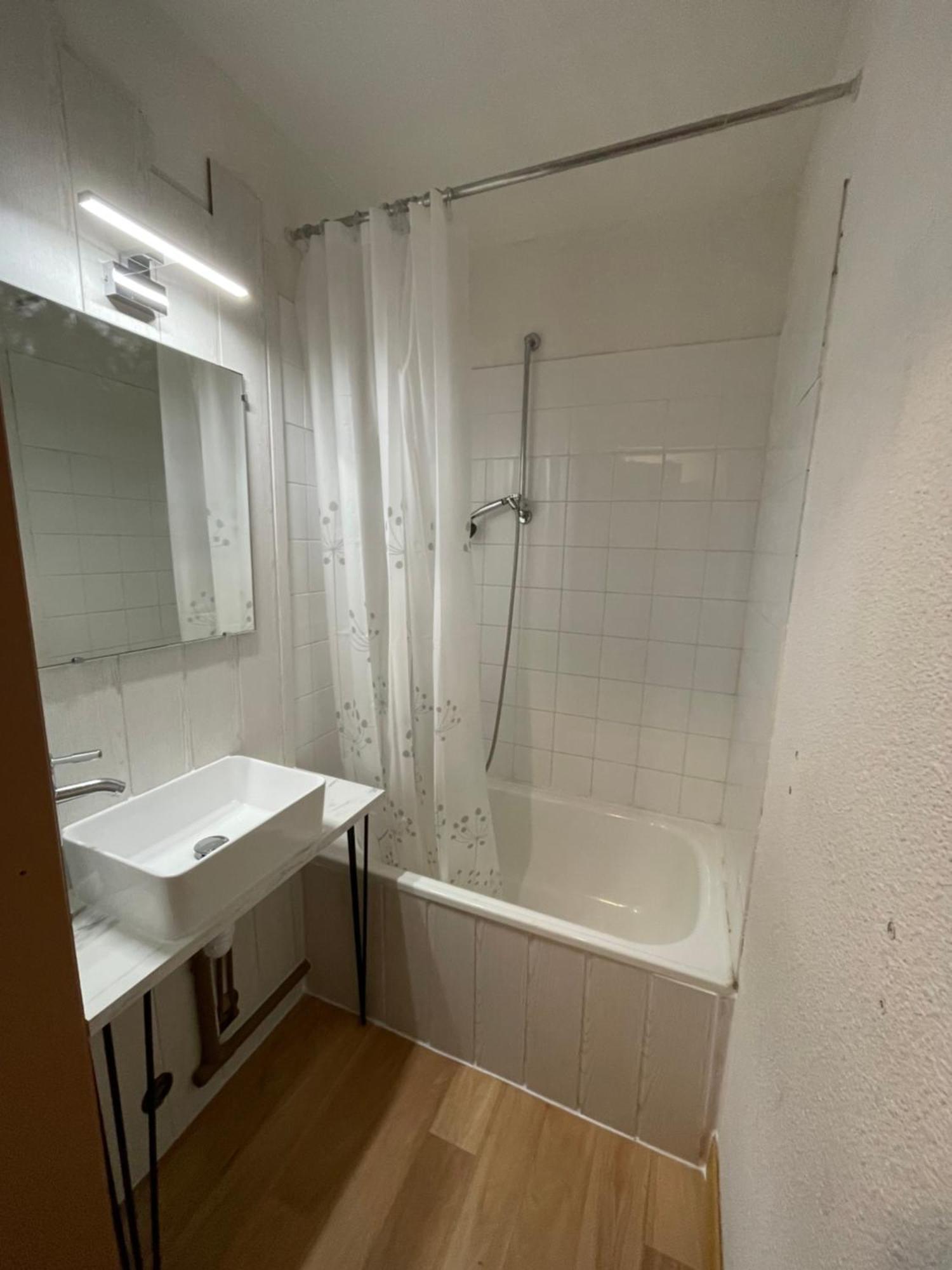 Studio Cabine เลส์ อองเจลส์ ภายนอก รูปภาพ